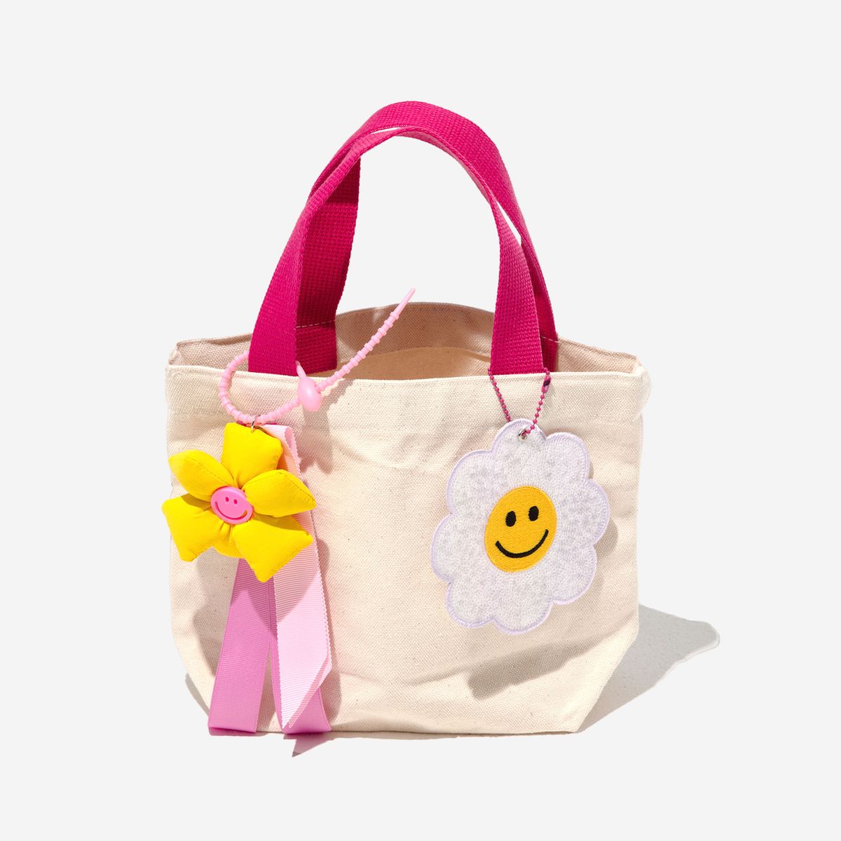 PINK DAISY CHARM TOTE