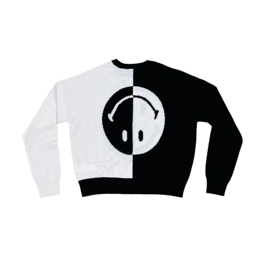 SPLIT SMILEY BLACK AND WHITE CREW