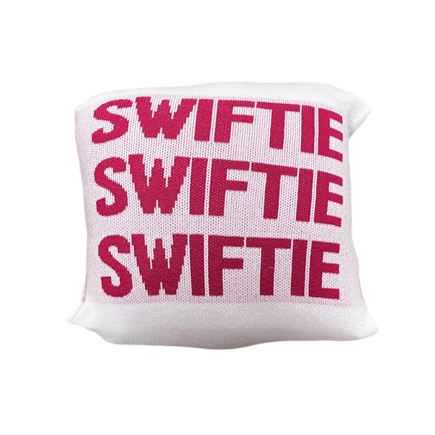 SWIFTIE KNIT PILLOW