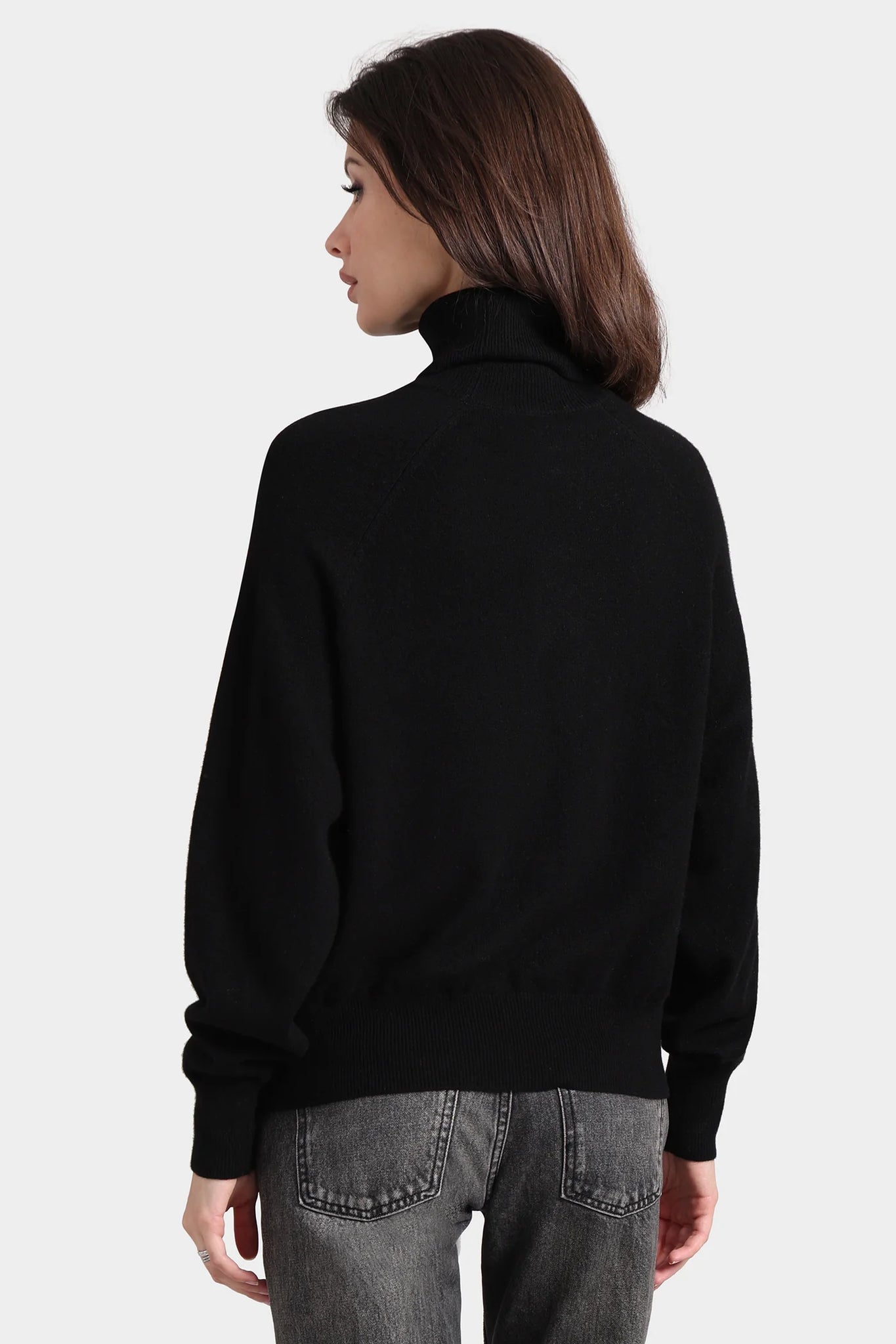 BLACK CASHMERE POCKET OVERSIZED TURTLENECK