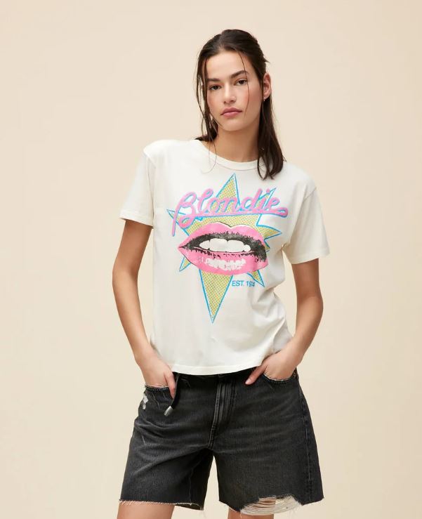 BLONDIE EST. 1974 SOLO TEE