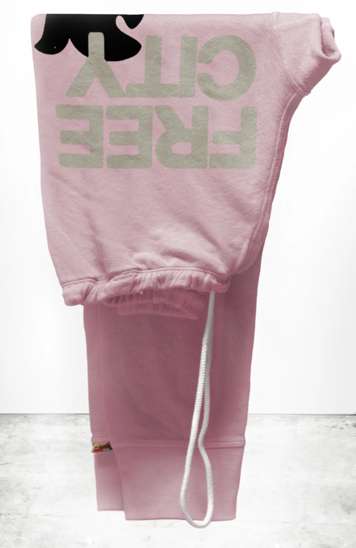 FREECITYLARGE 3/4 SWEATPANT - BALLERINA