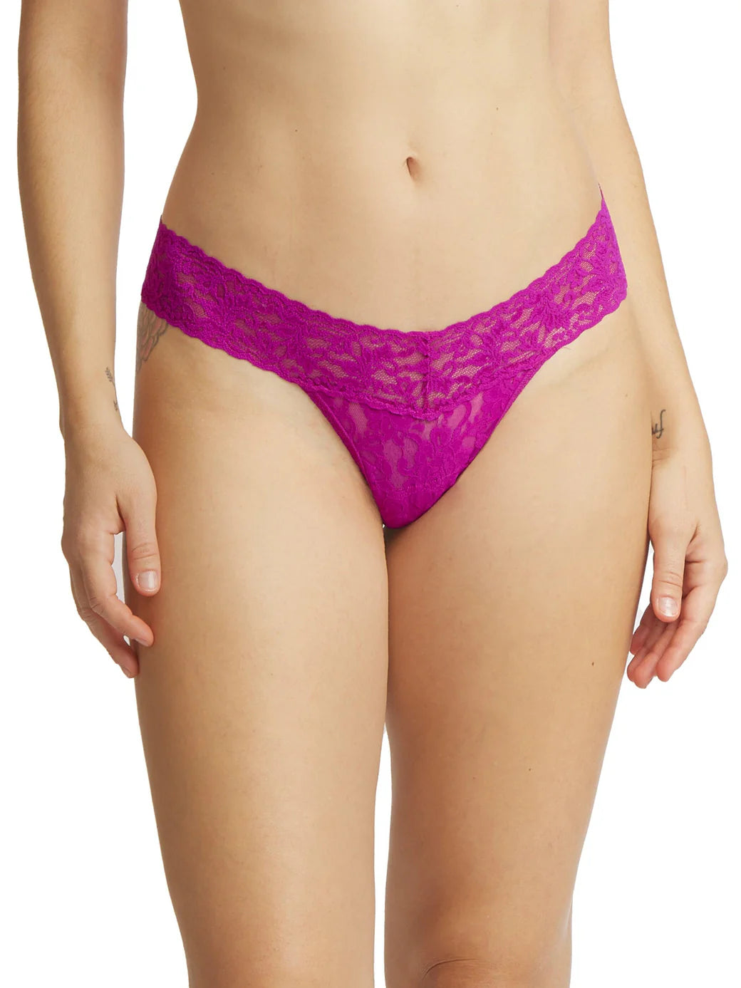 COUNTESS PINK SIGNATURE LACE LOW RISE THONG