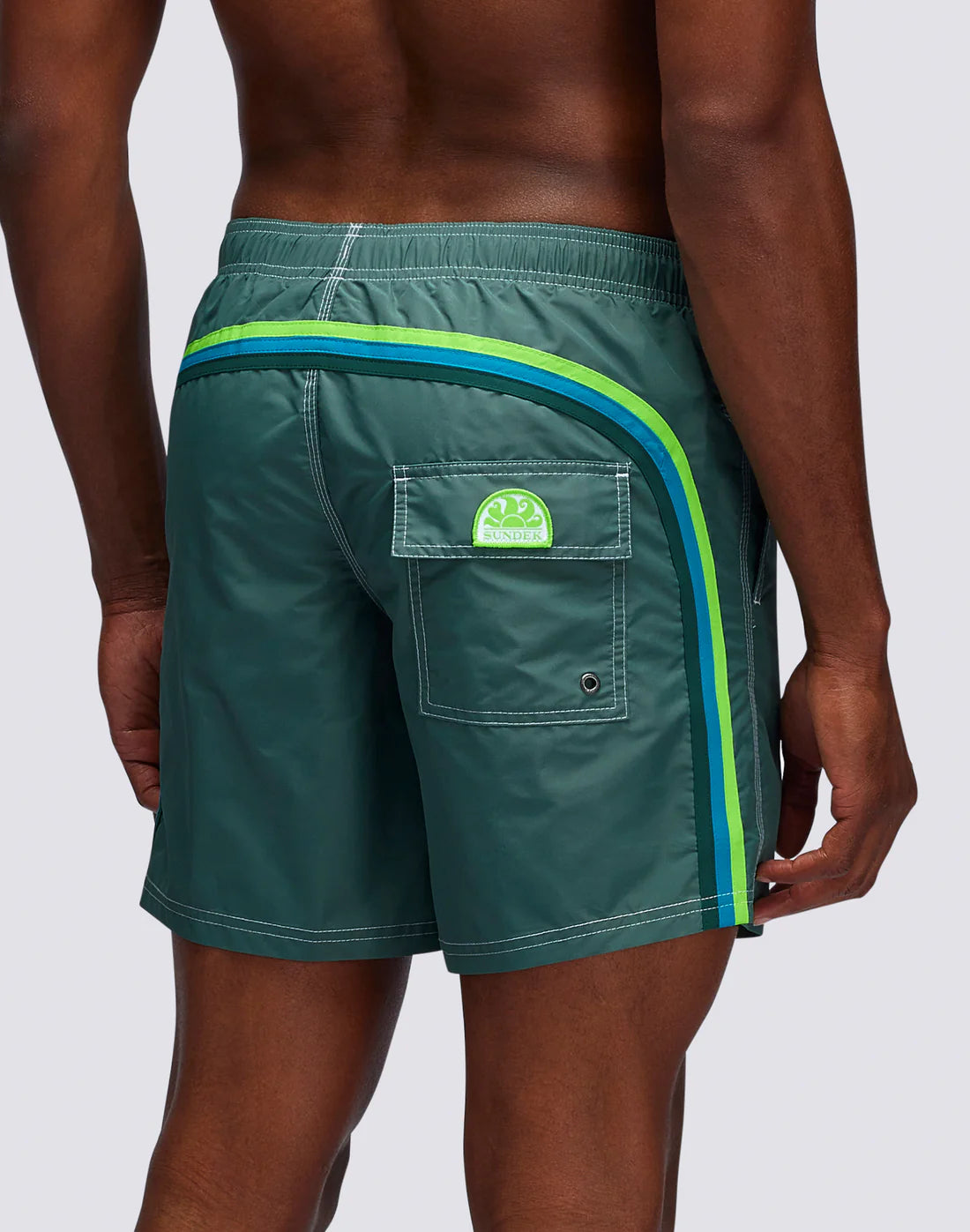 CAMO GREEN MID-LENGTH SWIM SHORTS WITH AN ELASTICATED WAISTBAND