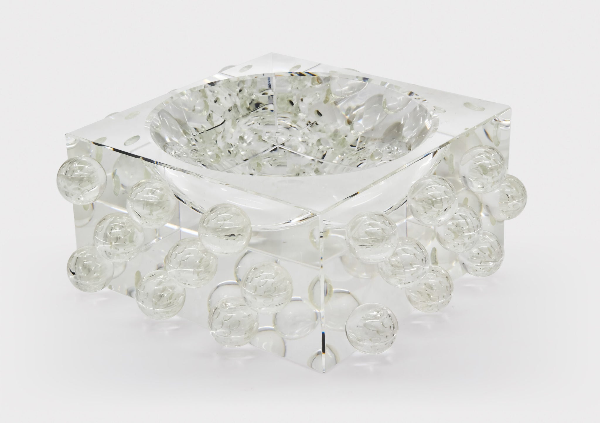 CRYSTAL SCATTERED BALLS GLASS BOWL